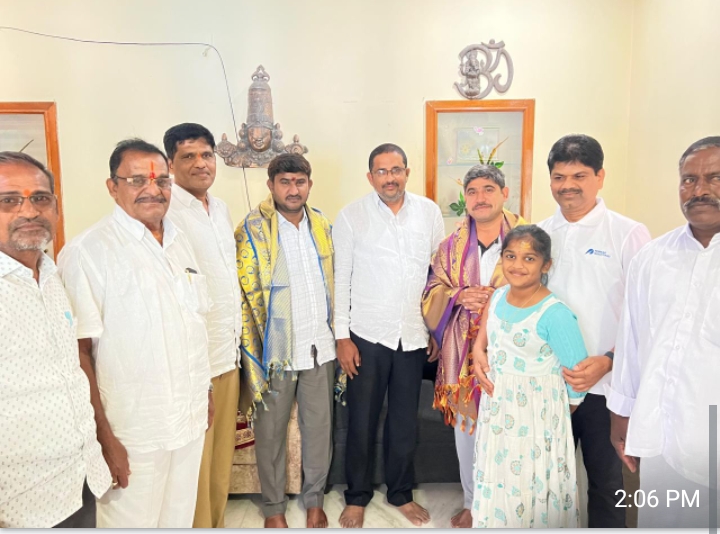 కుందురు నాగార్జున రెడ్డికి సంక్రాంతి శుభాకాంక్షలు తెలియజేసిన బిక్క రామాంజనేయరెడ్డి.