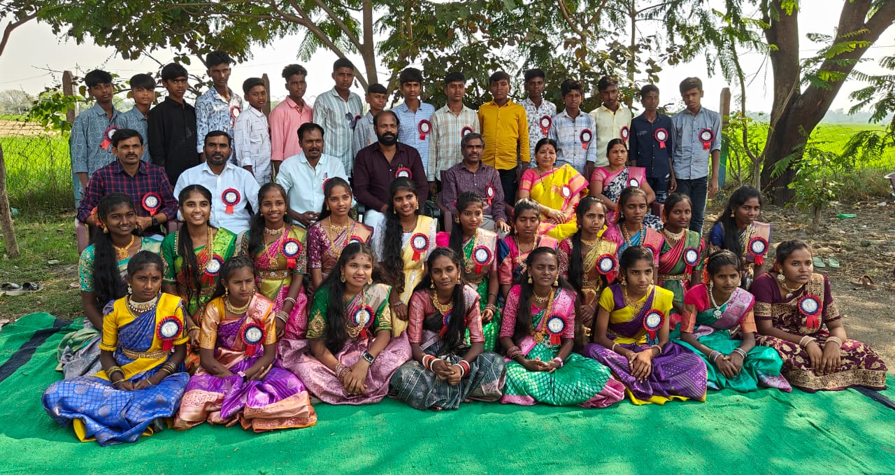 సోమక్కపేట ఉన్నత పాఠశాలలో స్వయం పరిపాలన దినోత్సవం