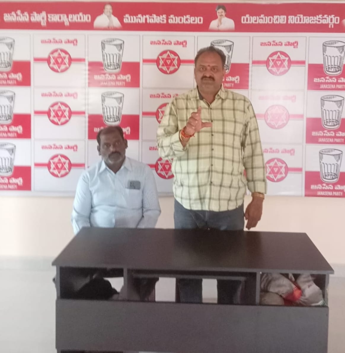 14 న జరగబోయే ఆవిర్భావ దినోత్సవ వేడుకలను విజయవంతం చేయాలి – టెక్కలి పరశురాం