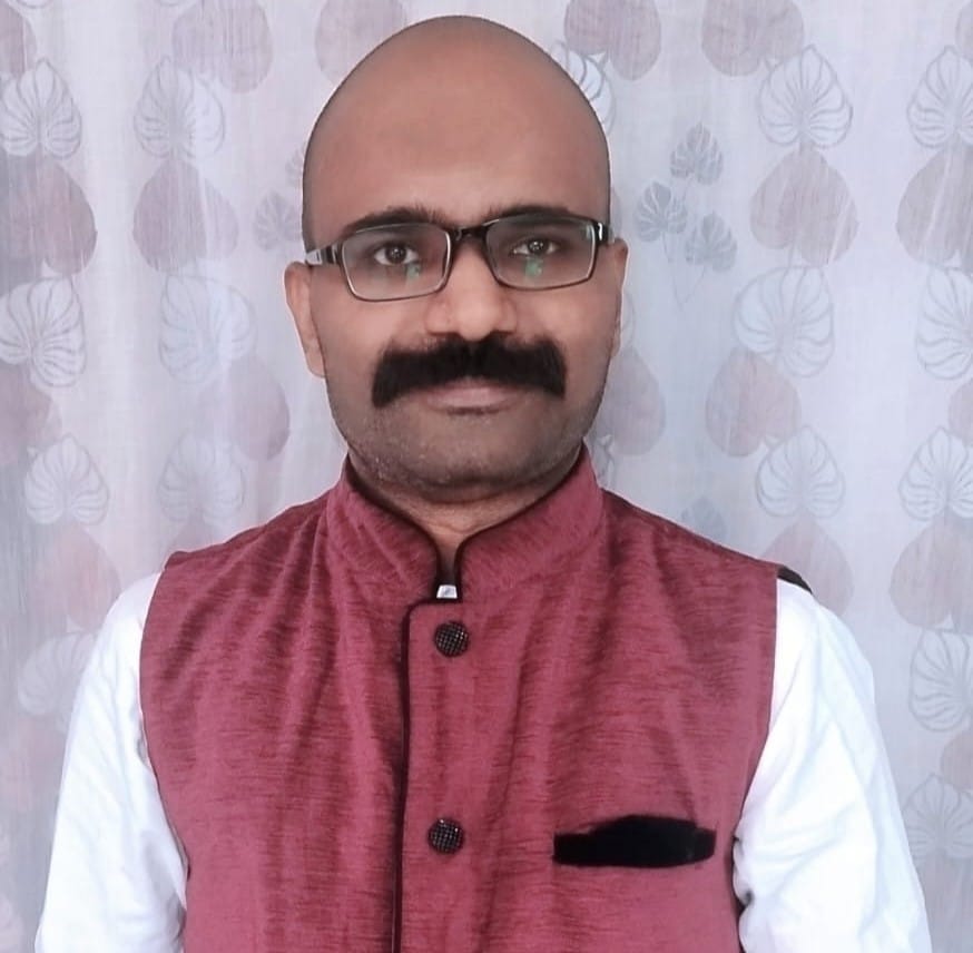 డా. నూతి అభిలాష్‌కు ప్రతిష్టాత్మక “స్వామి వివేకానంద సాహిత్య అవార్డు”