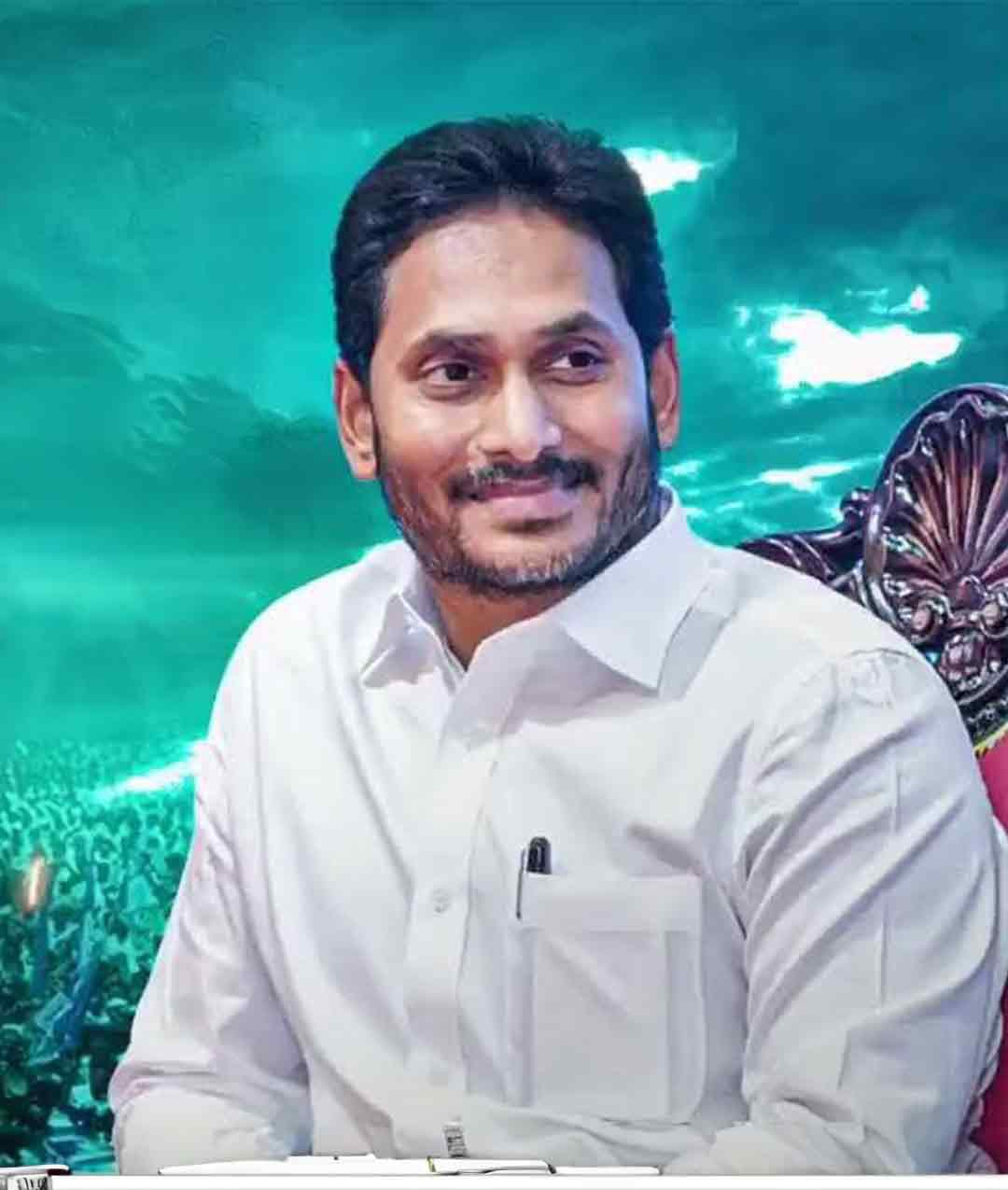 వైయస్సార్ కాంగ్రెస్ పార్టీలో కీలకమైన పదవులలో సీనియర్ల ను పరిగణలోకి తీసుకోండి.