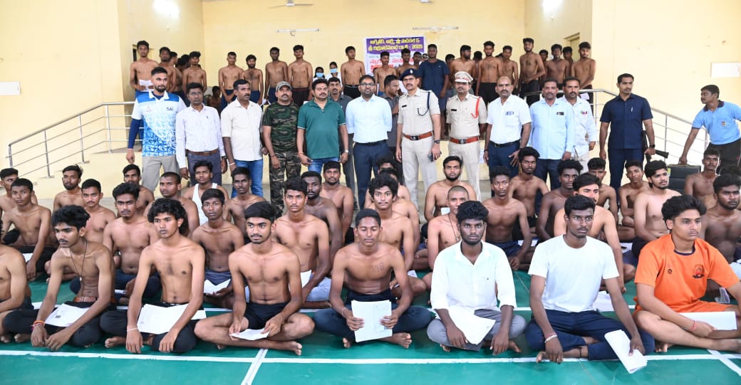 ఉచిత ఆర్మీ రిక్రూట్మెంట్ శిక్షణను సద్వినియోగం చేసుకోవాలి జిల్లా కలెక్టర్ కోయ శ్రీ హర్ష