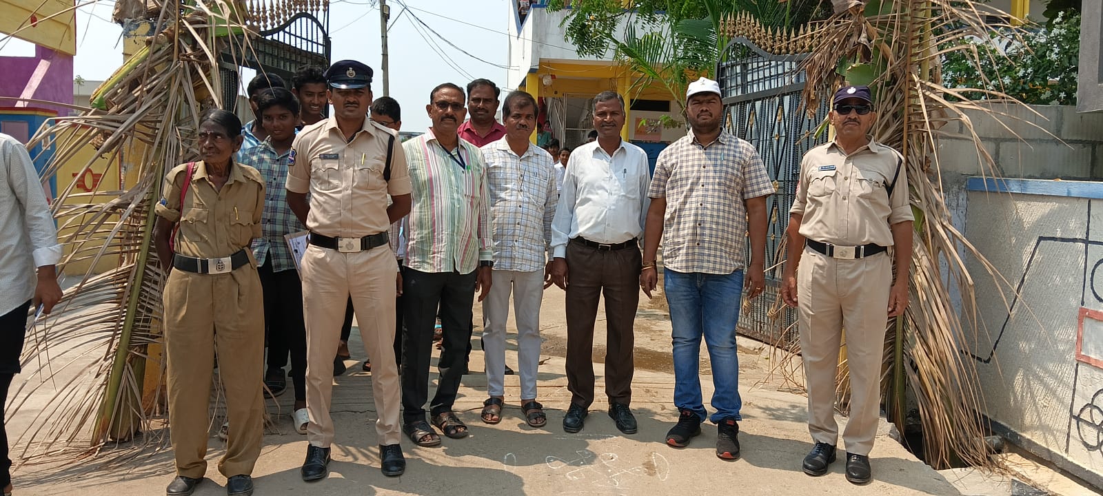 పది పరీక్ష కేంద్రాలను తనిఖీ చేసిన డీఈవో అశోక్ కుమార్