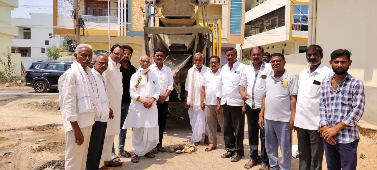 “సీసీ రోడ్డు” పనులు ప్రారంభించిన కాంగ్రెస్ నాయకుడు మల్లికార్జున అప్ప
