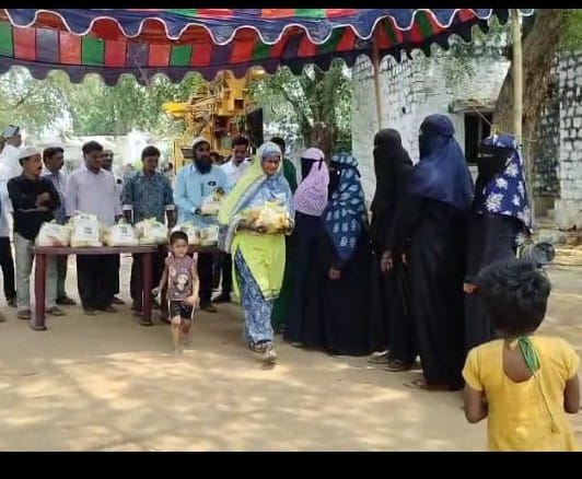 ముస్లిమ్ మైనారిటీ అసోసియేషన్ మరియు యూనిటీ ఆఫ్ ఉమ్మహ్ ఆధ్వర్యంలో రంజాన్ తోఫా పంపిణీ