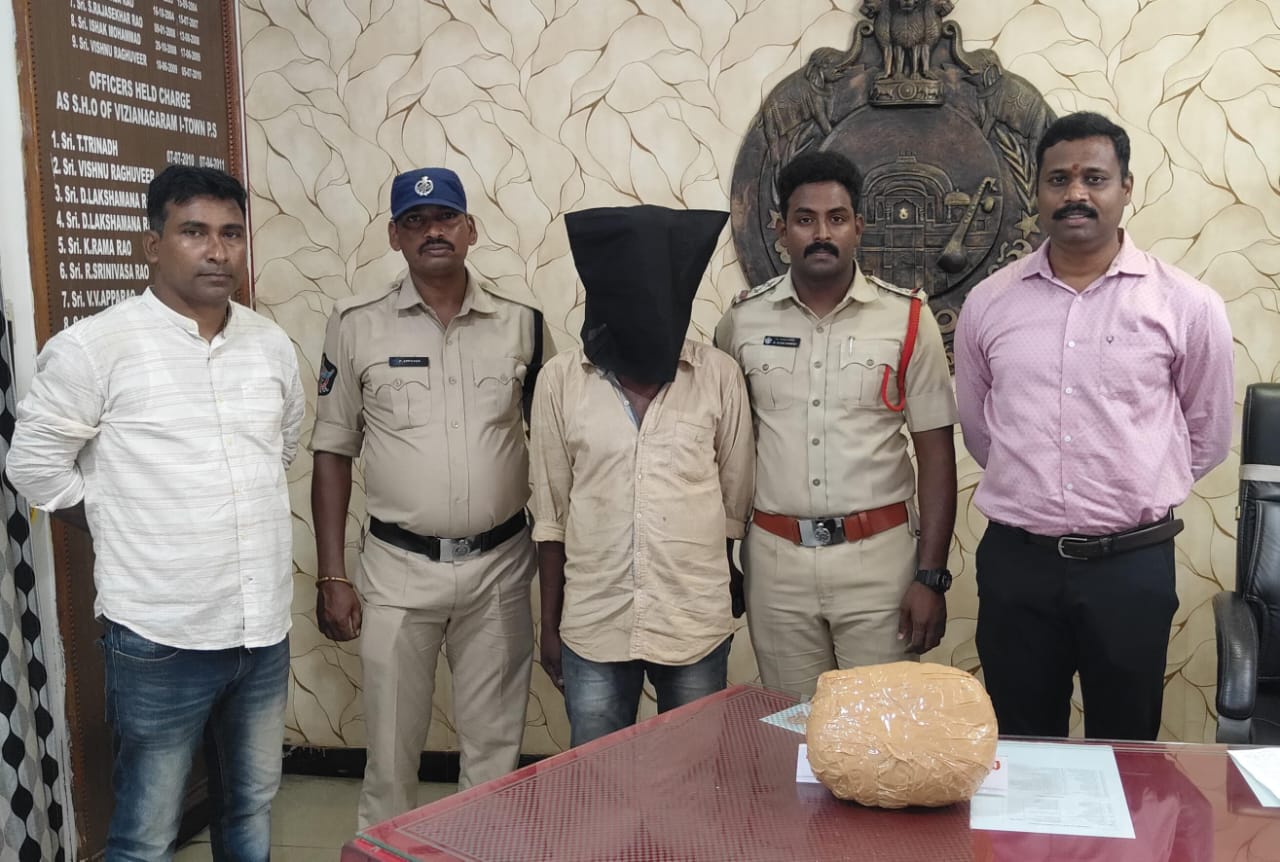 గంజాయి కేసులో వ్యక్తి అరెస్టు