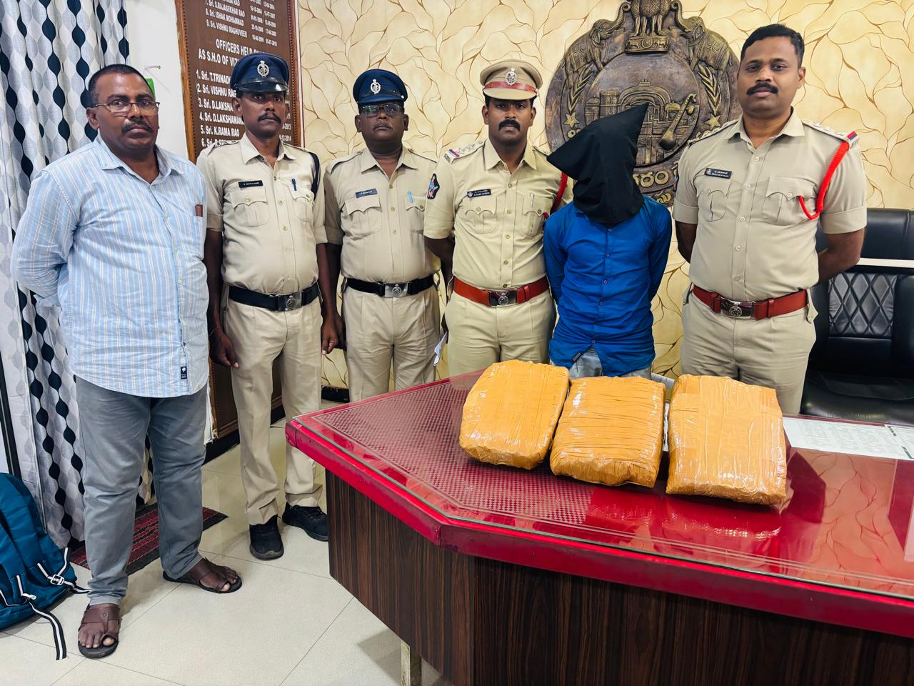 రోడ్డు ప్రమాదంలో ఒక్కరు మృతి