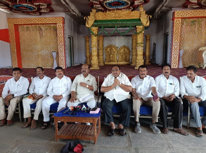 బిఆర్ఎస్ రజతోత్సవ సభను విజయవంతం చేయండి.