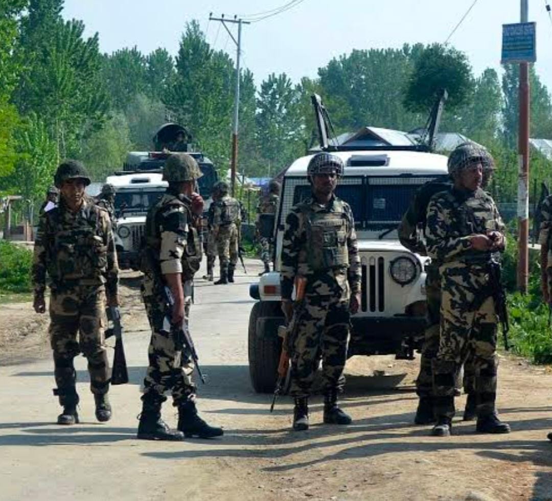 బోర్డర్ లో ఎదురు కాల్పులు