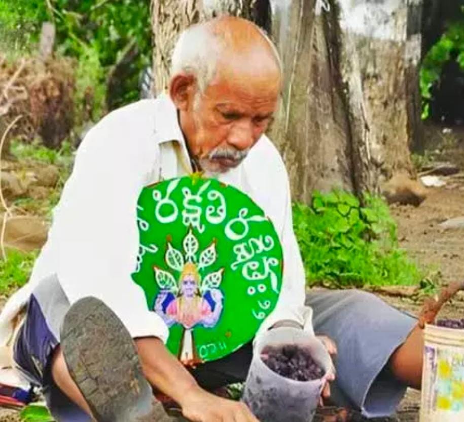 పద్మశ్రీ గ్రహీత వనజీవి రామయ్య గుండెపోటుతో మృతి