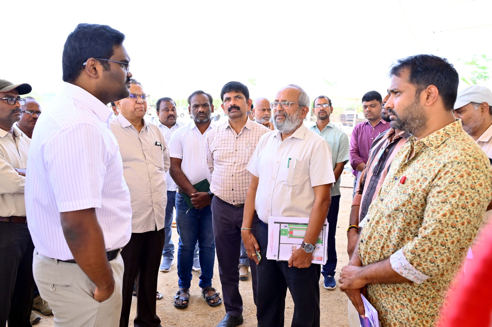 రైతు మహోత్సవం ఏర్పాట్లను పరిశీలించిన కలెక్టర్