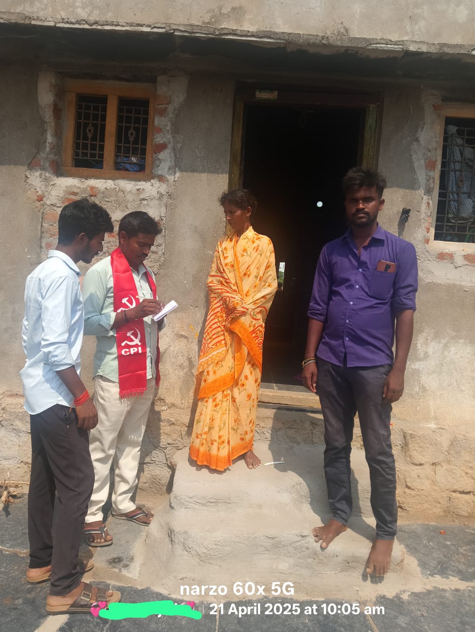 8 రోజుల సమయంలోనే 5 మంది మృతి అంతకుముందు ఒకరు,భయాందోళనలో గ్రామస్తులు