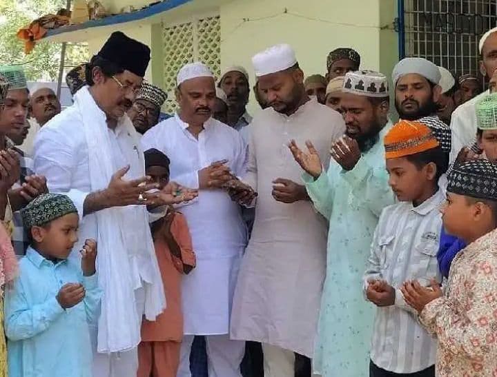 భారతీయులమంతా కలిసి ఉందాం’