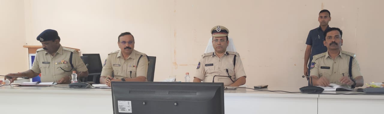 గతంలో కంటే రోడ్డు ప్రమాదాల శాతాన్ని తగ్గించాలి