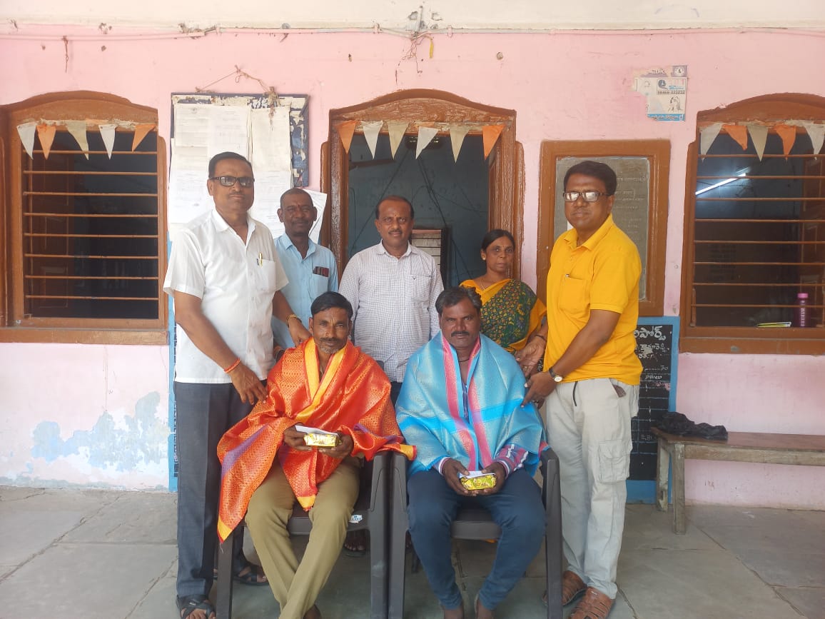 మేడే సందర్భంగా గ్రామపంచాయతీ డ్రైవర్లకు సన్మానము….