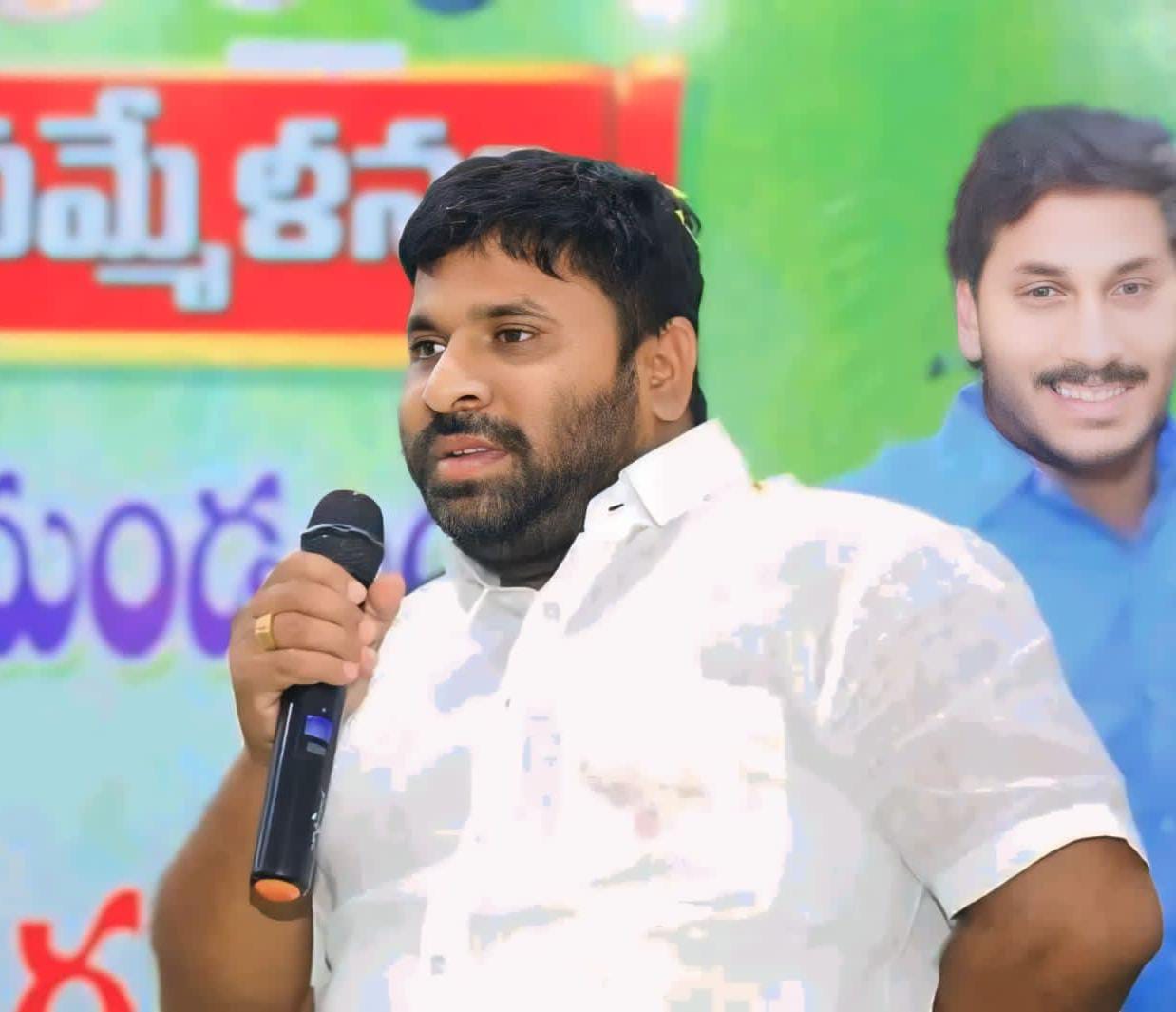 రాష్ట్ర మున్సిపల్ విభాగం సెక్రటరీగా వేమిరెడ్డి రామచంద్రారెడ్డి.