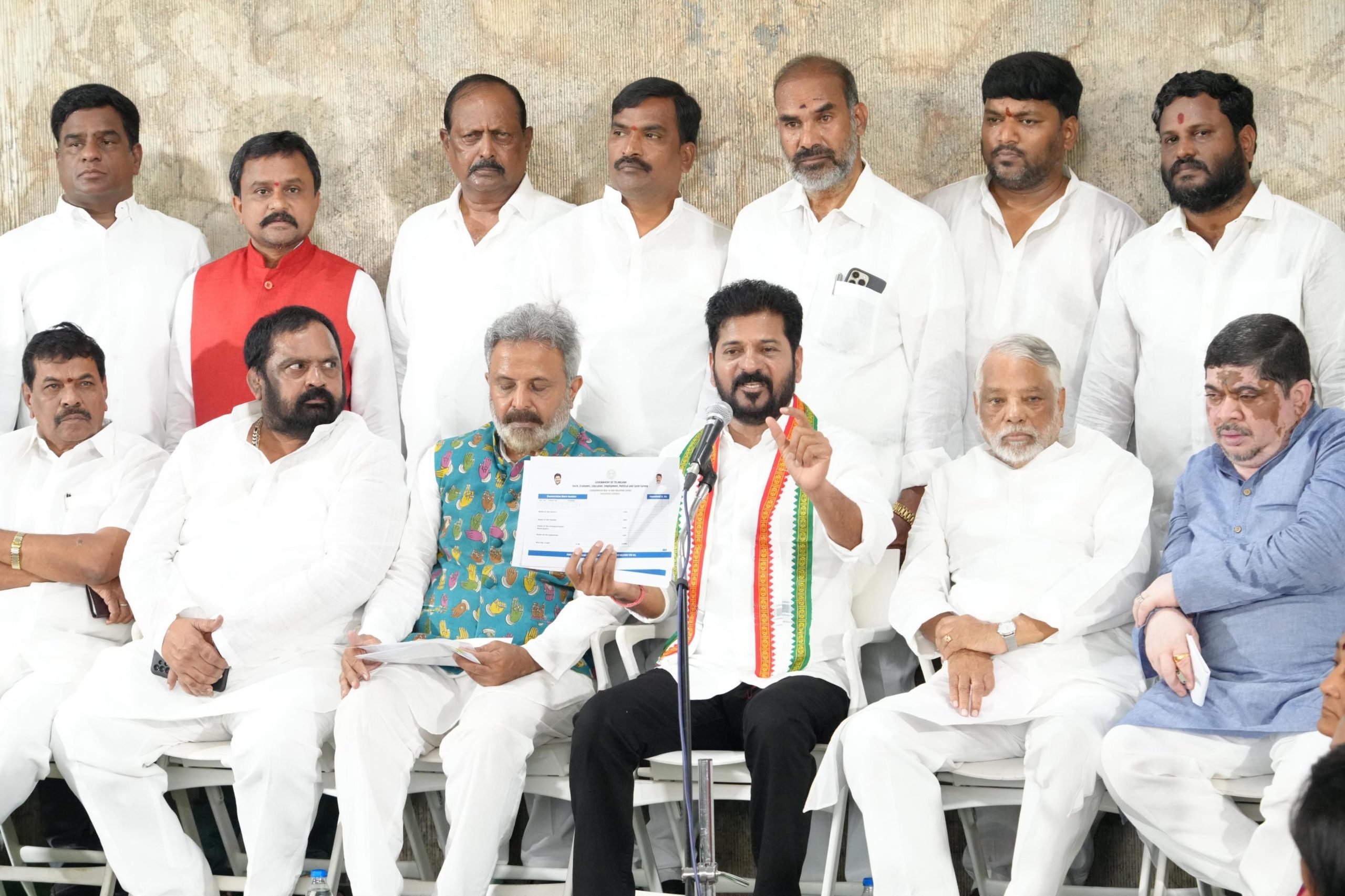దేశ వ్యాప్తంగా కులగణన కాంగ్రెస్ విజయమే…