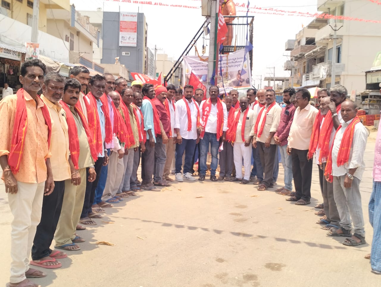 పెగడపల్లి లో 139వ మే డే ఉత్సవాలు.