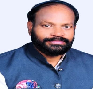 ప్రభుత్వ బడుల్లోనే నాణ్యమైన విద్య