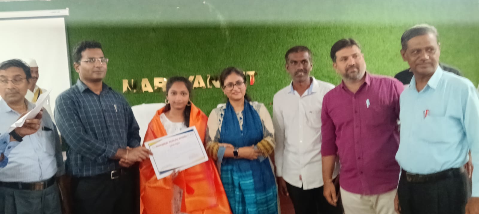 కోటకొండ విద్యార్థినికి సాహితికి ప్రత్యేక అభినందనలు తెలిపిన జిల్లా కలెక్టర్ సిక్తా పట్నాయక్