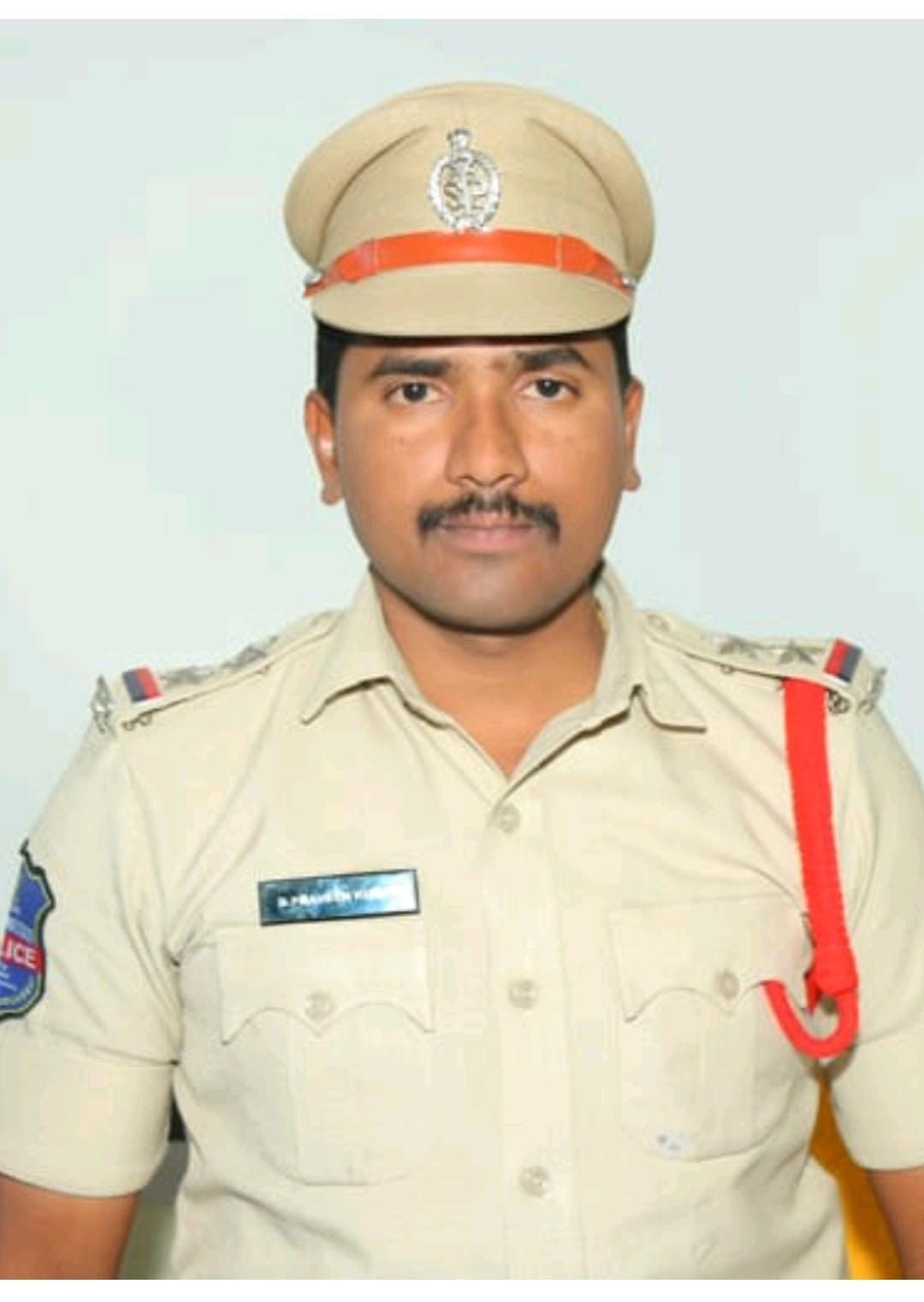 హైవేపై వాహనదారులు ప్రజలు అప్రమత్తంగా ఉండాలి