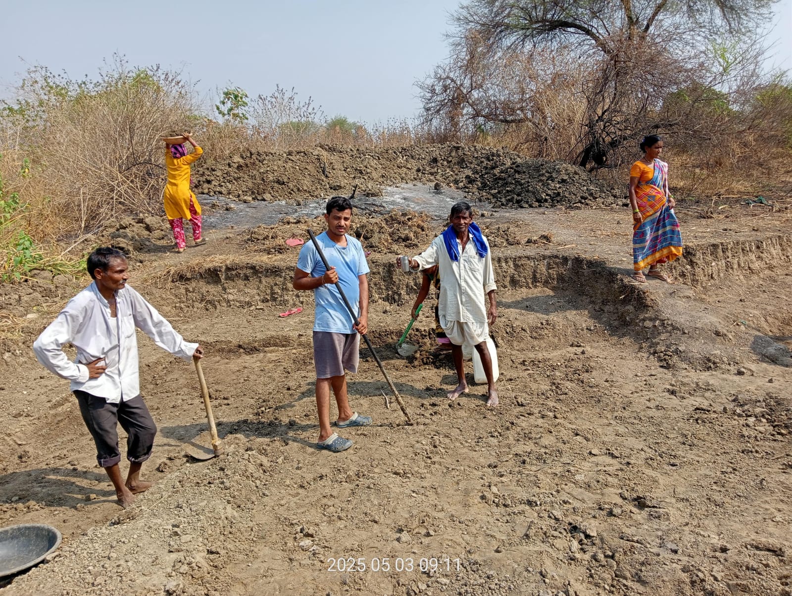 ప్రజల గొంతుక… కానీ ప్రభుత్వ నిర్లక్ష్యానికి బలవుతున్న విలేకరి