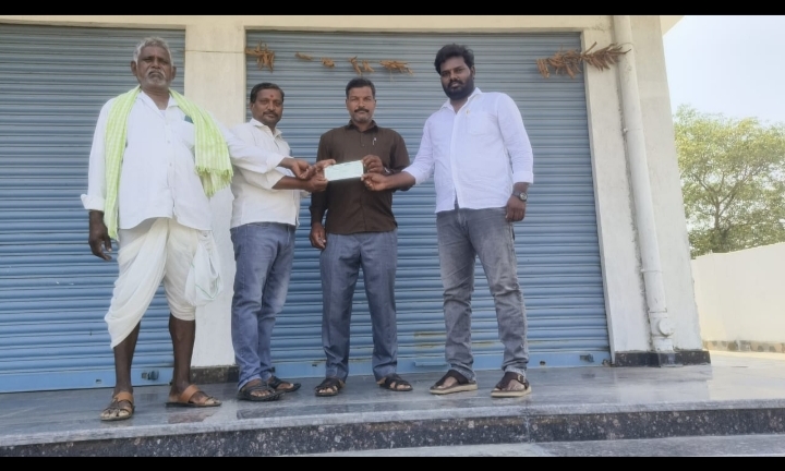 ఎంపీ మాధవనేని రఘునందన్ రావు ఆదేశాల మేరకు సీఎం రిలీఫ్ ఫండ్ చెక్కుల పంపిణీ