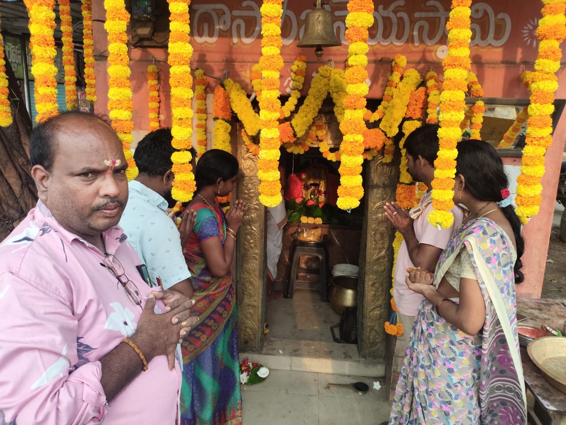 భక్తిశ్రద్ధలతో దాసాంజనేయ స్వామి వార్షికోత్సవం