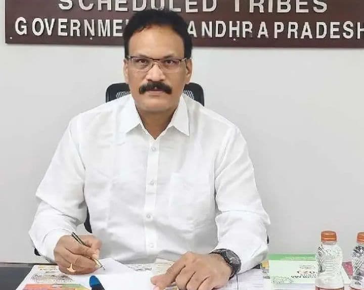 సీనియార్టీ జాబితాపై స్పందించిన ఎస్టీ కమిషన్‌