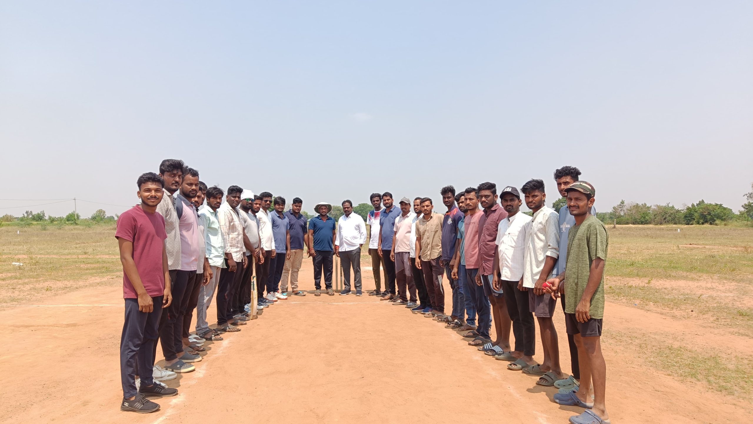 ఎర్రవల్లి కేసీఆర్ కప్ క్రికెట్ టోర్నమెంట్ కి