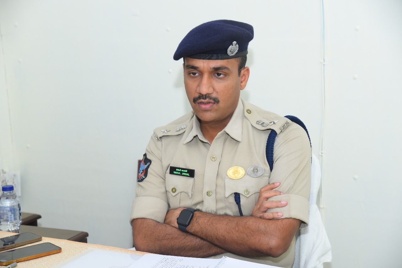 పోక్సో కేసులో వృద్ధుడికి 3 సంలు జైలు శిక్ష, జరిమాన