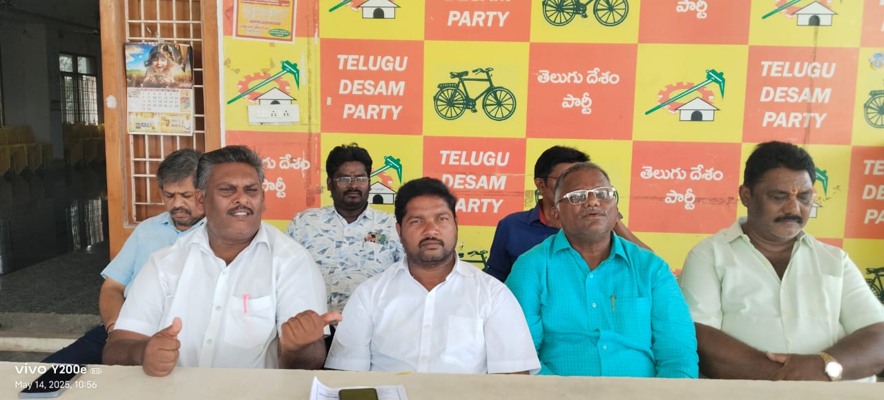 పేదలకు వైద్యం అందించటంలో ప్రత్తిపాటి ముందు ఉంటారు. కొండ్రముట్ల నాగేశ్వరావు