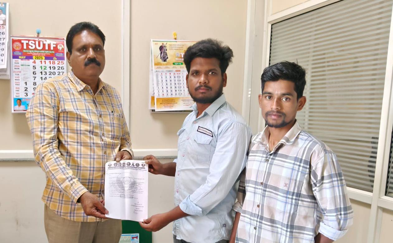 ఈ సంవత్సరమైనా (ఆర్ టి ఈ) అమలు చెయ్యండి