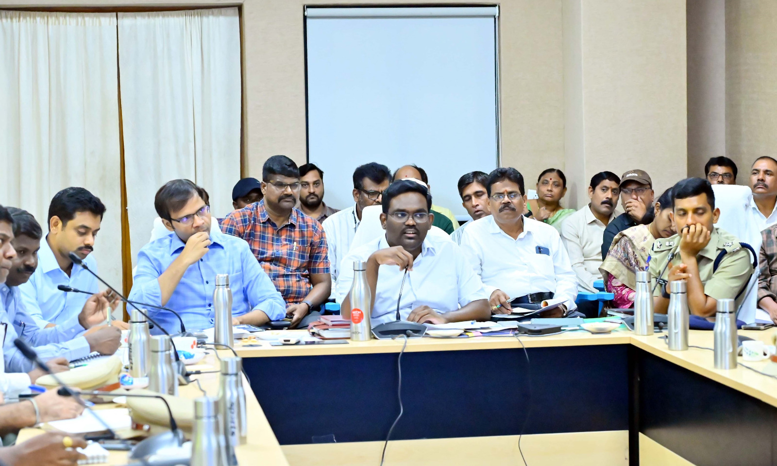 పశువుల అక్రమ రవాణా నిరోధానికి పకడ్బందీ చర్యలు..!