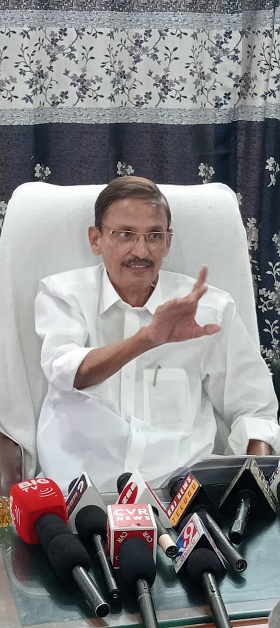 మున్సిపల్ కుంభకోణంలో నా పాత్ర లేదు. మున్సిపల్ ఛైర్మన్.