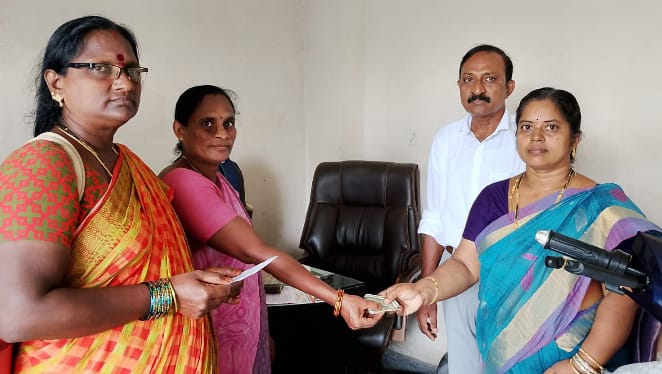 ఐద్వా శిక్షణ తరగతులు జయప్రదం చేయండి.