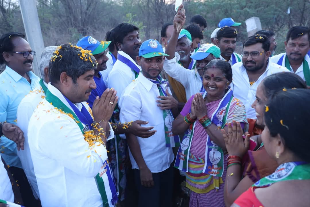అందరివాడు, అందరికీ అందేవాడు, ఏ కష్టం వచ్చినా నేను మీకు అండగా ఉంటా..!!