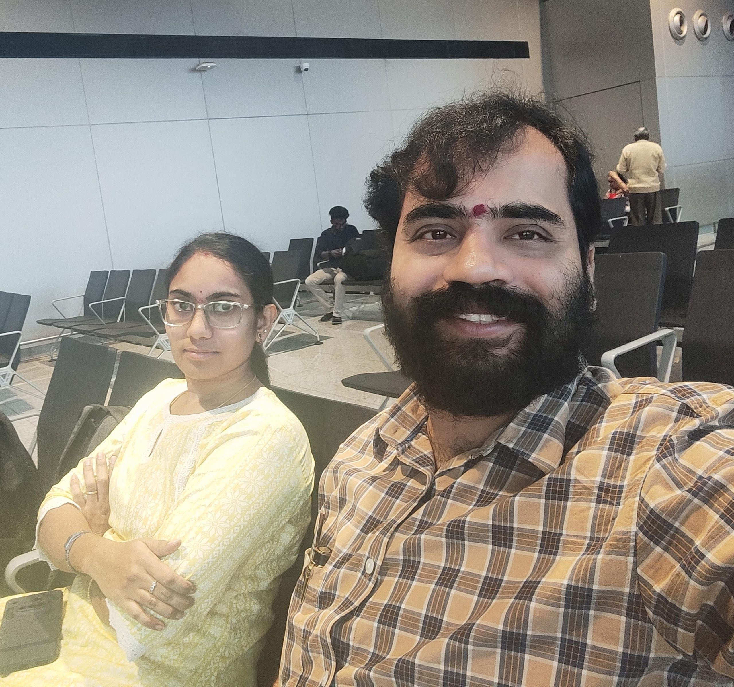 ఐఐటీ లో పీహెచ్.డి ప్రవేశం పొందిన శ్రీ లలిత. ను అభినందించిన బిజెపి దొరబాబు బిజెపి మోకా వెంకట సుబ్బారావు