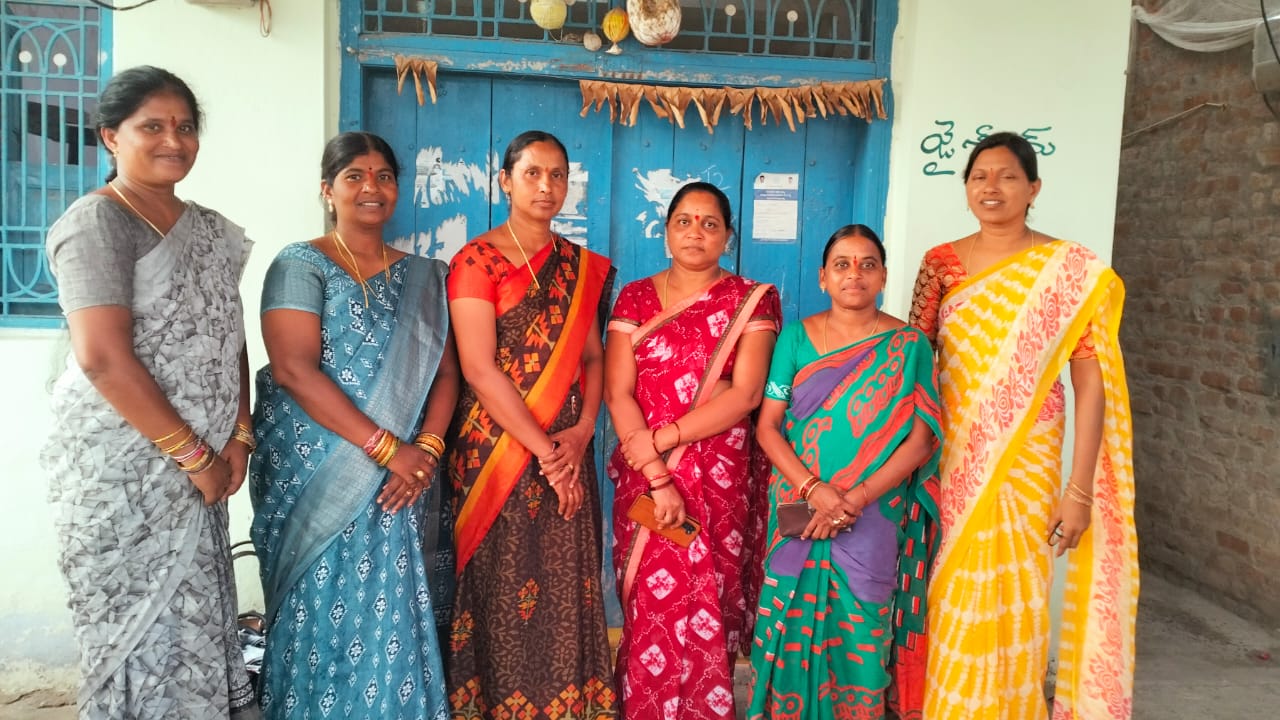వీవోఏల అధ్యక్షులుగా సుహాసిని