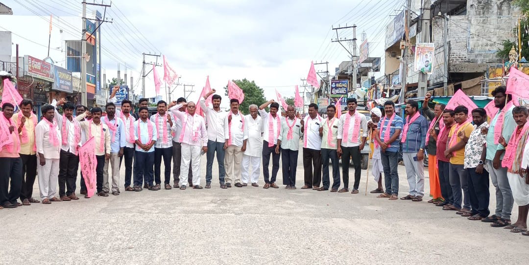 అర్హులైన అందరికీ ఇందిరమ్మ ఇండ్లు, రాజీవ్ వికాసం లోన్లు ఇవ్వాలి