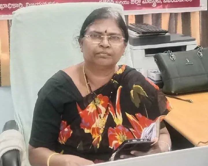 ఆ 4 మండలాల్లో ఫ్లోరైడ్‌ బాధితులు: DMHO