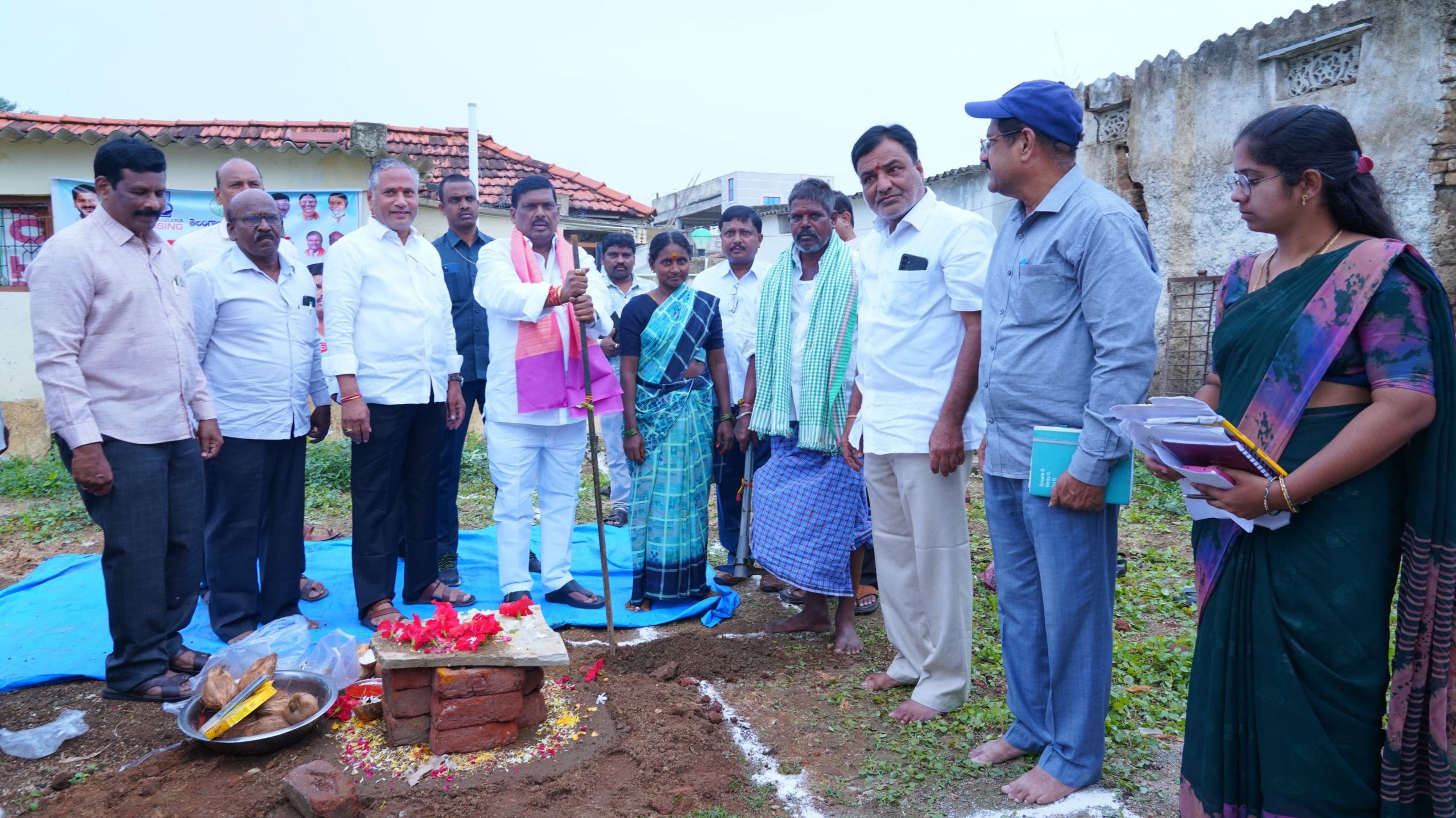 నిరుపేదలకు సొంతింటి కలను సాకారం చేయడమే ఇందిరమ్మ ఇళ్ల లక్ష్యం:పటాన్చెరు ఎమ్మెల్యే గూడెం మహిపాల్ రెడ్డి