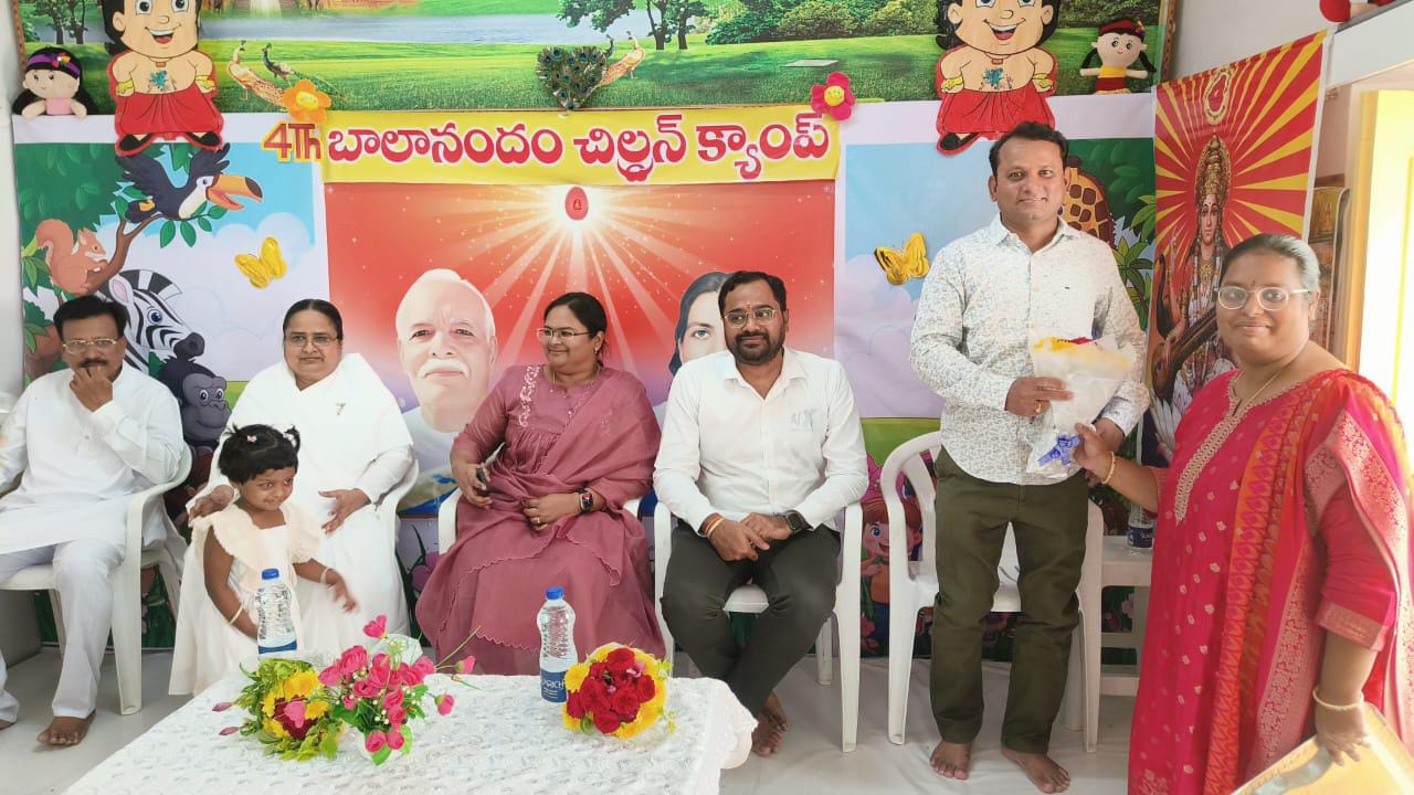 వేసవి శిబిరం ఉత్సాహంతో- పిల్లలలో విజ్ఞానాన్ని నింపిన బ్రహ్మకుమారీస్