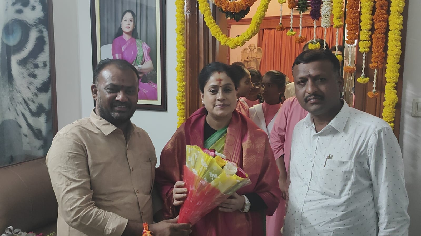 ఘనంగా ఎమ్మెల్సీ విజయశాంతి జన్మదిన వేడుకలు