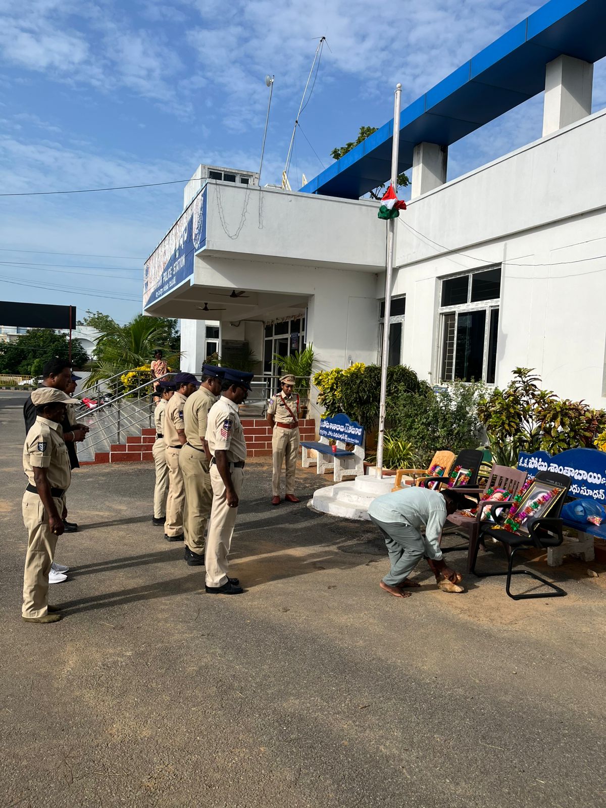 పోలీస్ స్టేషన్ పరిధిలో తెలంగాణ ఆవిర్భవ దినోత్సవ వేడుకలు
