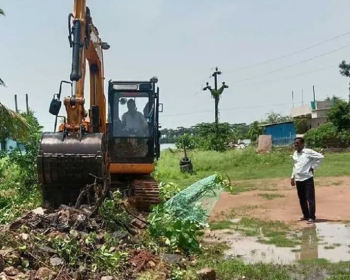 జలమయం కాకుండా ముందస్తు చర్యలు: కమిషనర్‌