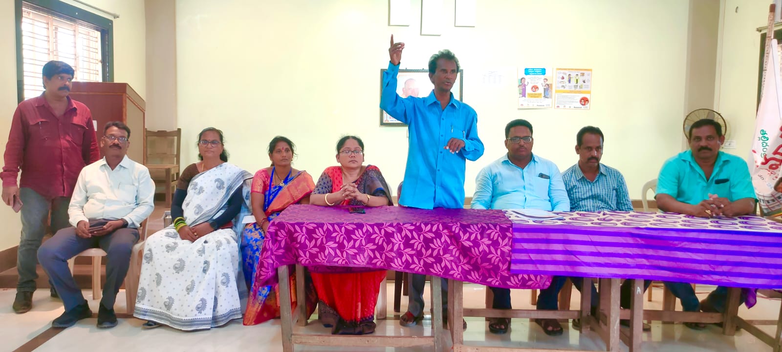శుచి-శుభ్రతతో మధ్యాహ్న భోజనం వడ్డించాలి