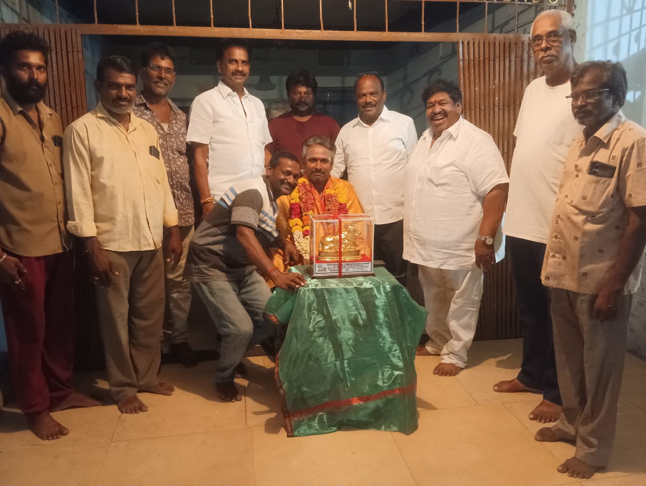 నంది అవార్డు గ్రహీత ఏలూరు రాజేష్ శర్మకు పౌర సత్కారం