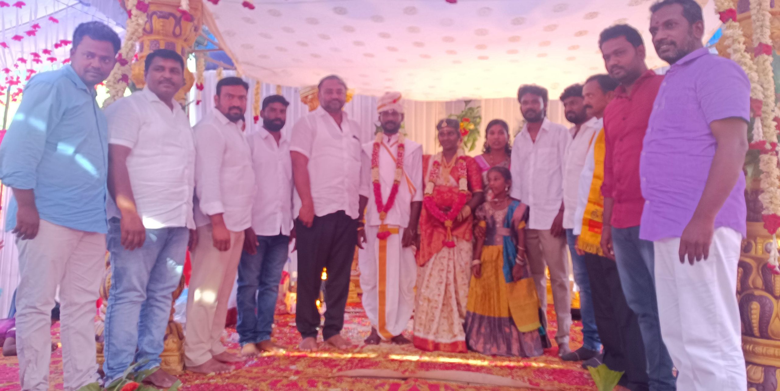 చెరువుపల్లి వారి వివాహ కళ్యాణ మహోత్సవం నకు హాజరైన చమర్తి.