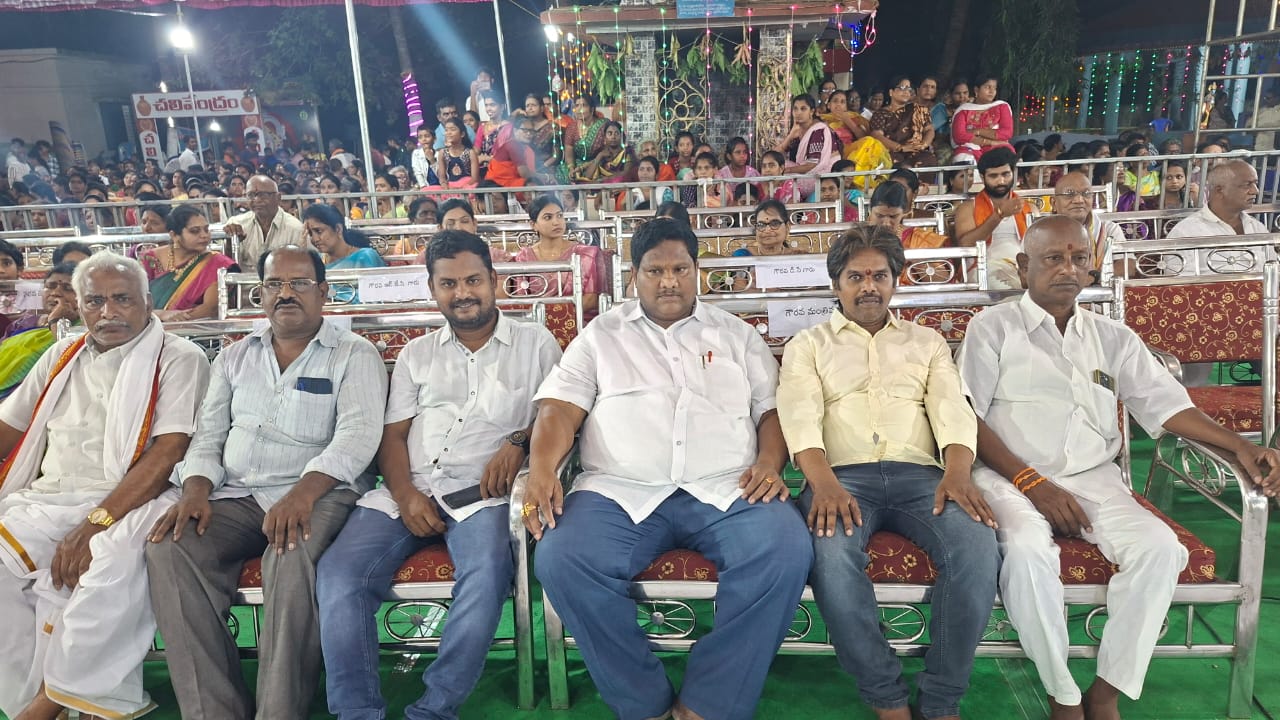 అప్పనపల్లి బాల బాలాజీ కళ్యాణం సందర్భంగా దర్శించుకున్న బిజెపి నాయకులు, డీఎస్పీ సుంకర మురళి